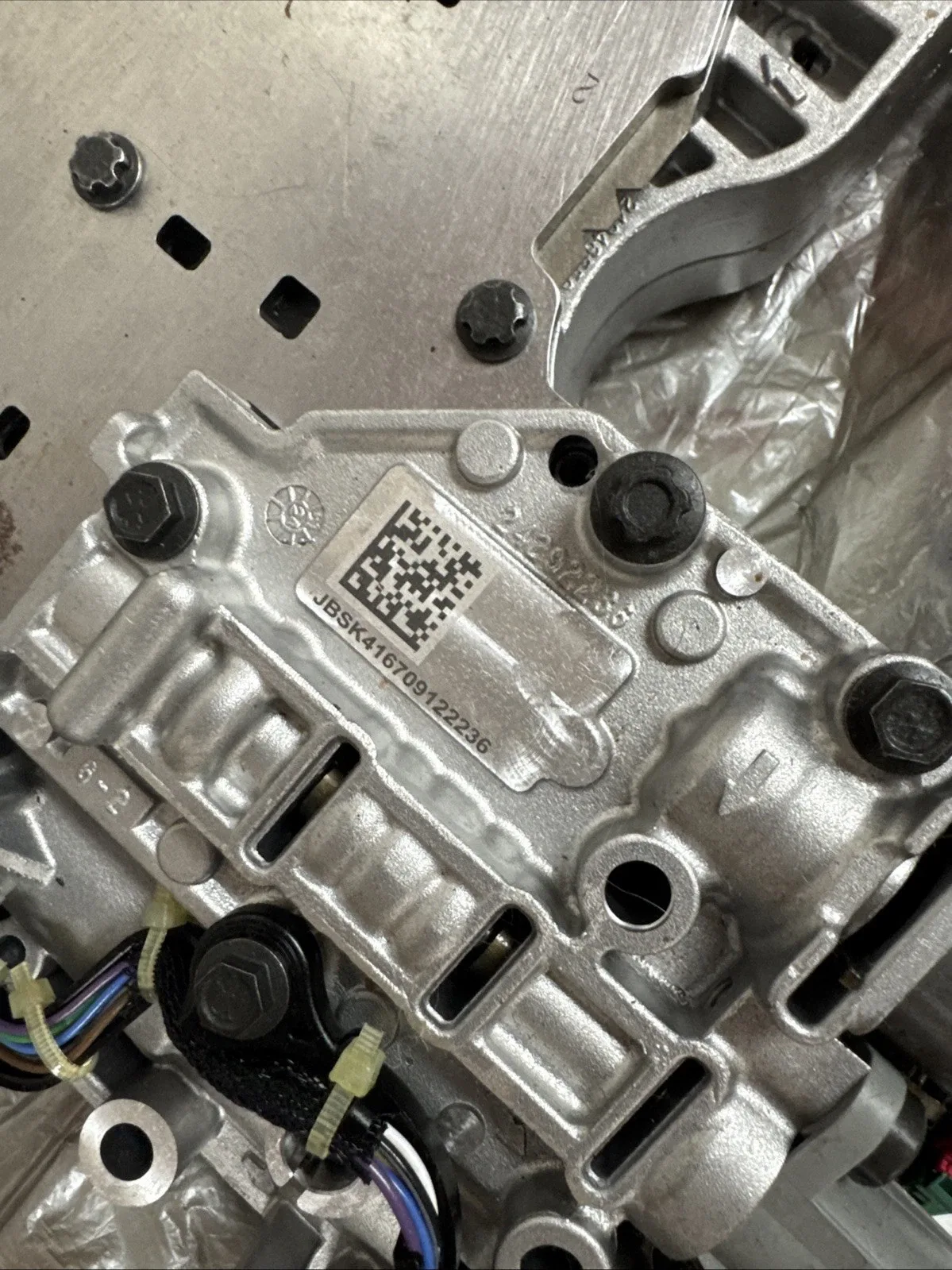 GM OEM Valve Body for Chevy *SEE PHOTOS* image 2