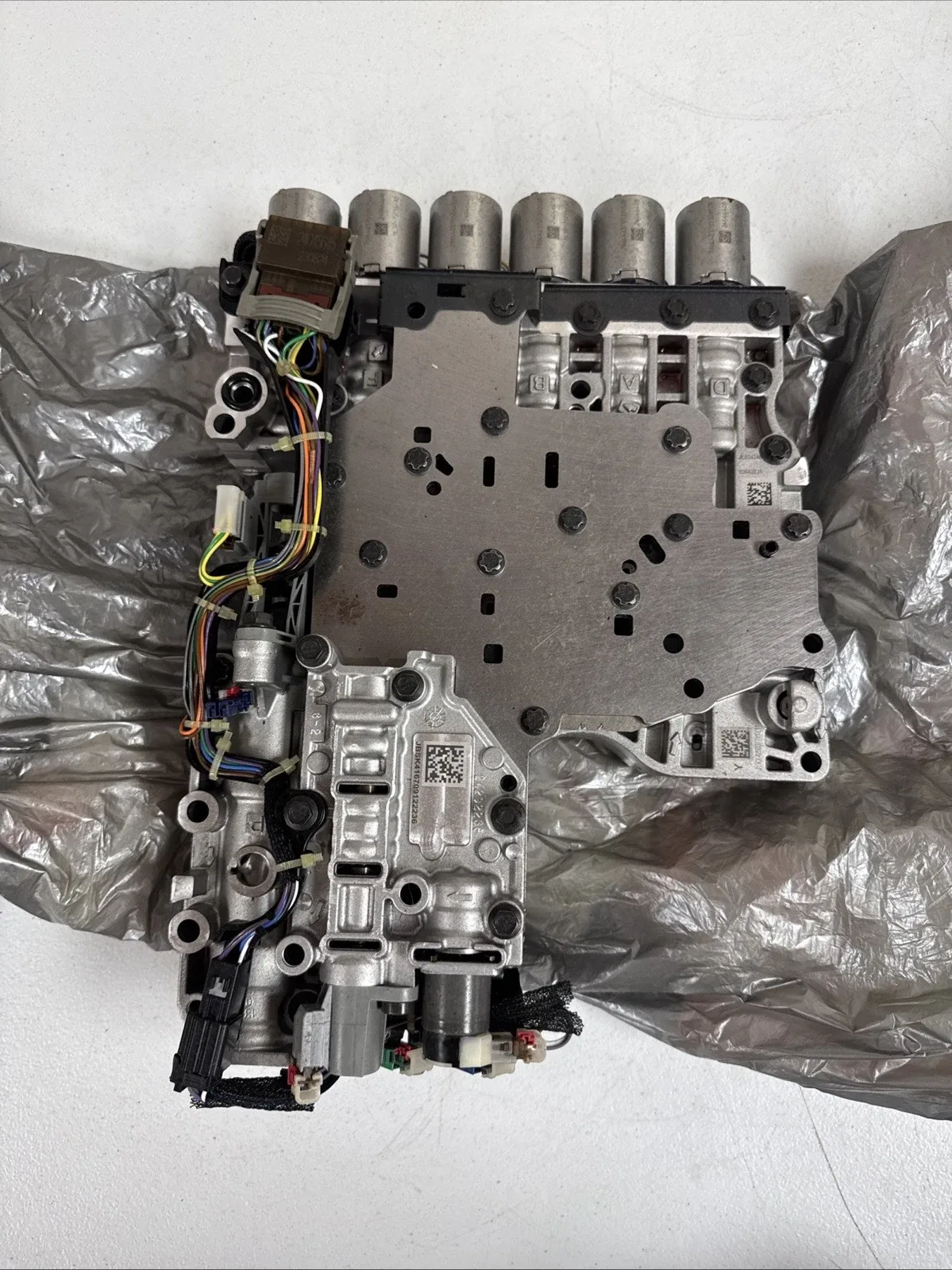 GM OEM Valve Body for Chevy *SEE PHOTOS*