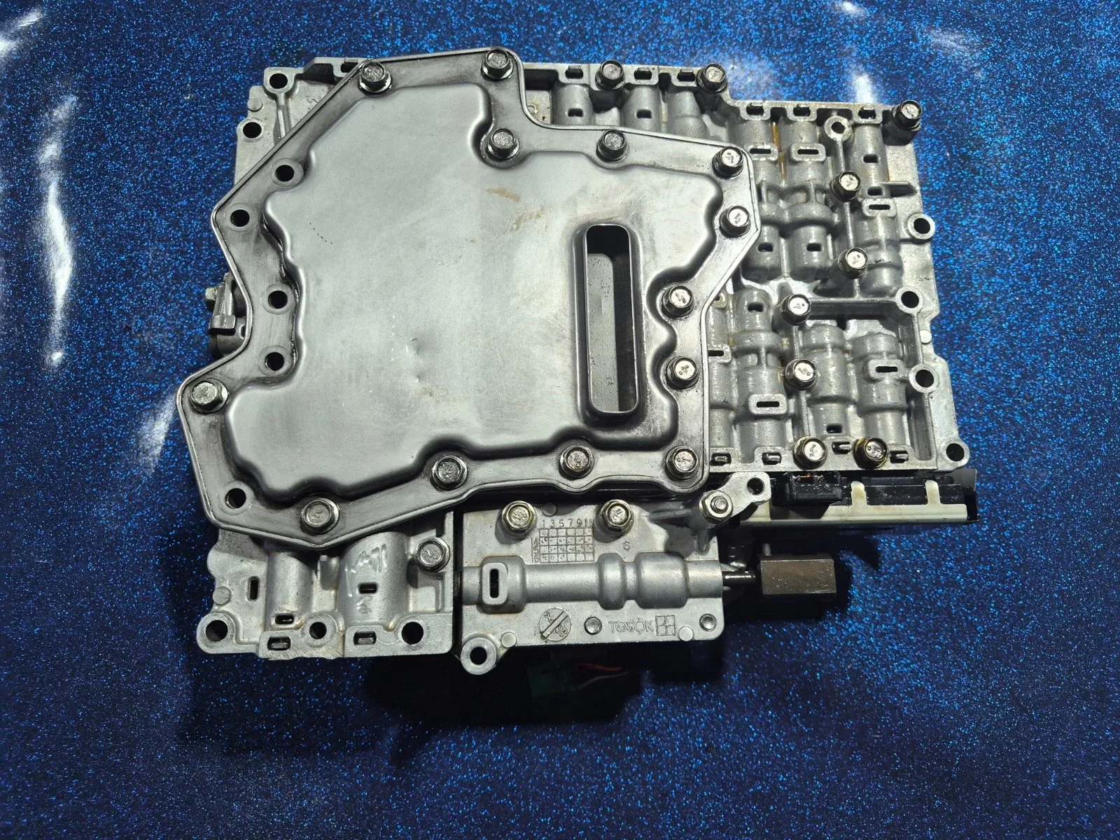 2016-2019 Infiniti Q50 RWD Transmission Valve Body 31705-X322E image 3