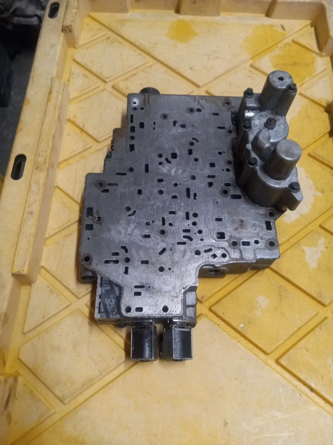 1997-2003 4L80E Valve Body Core #8676811