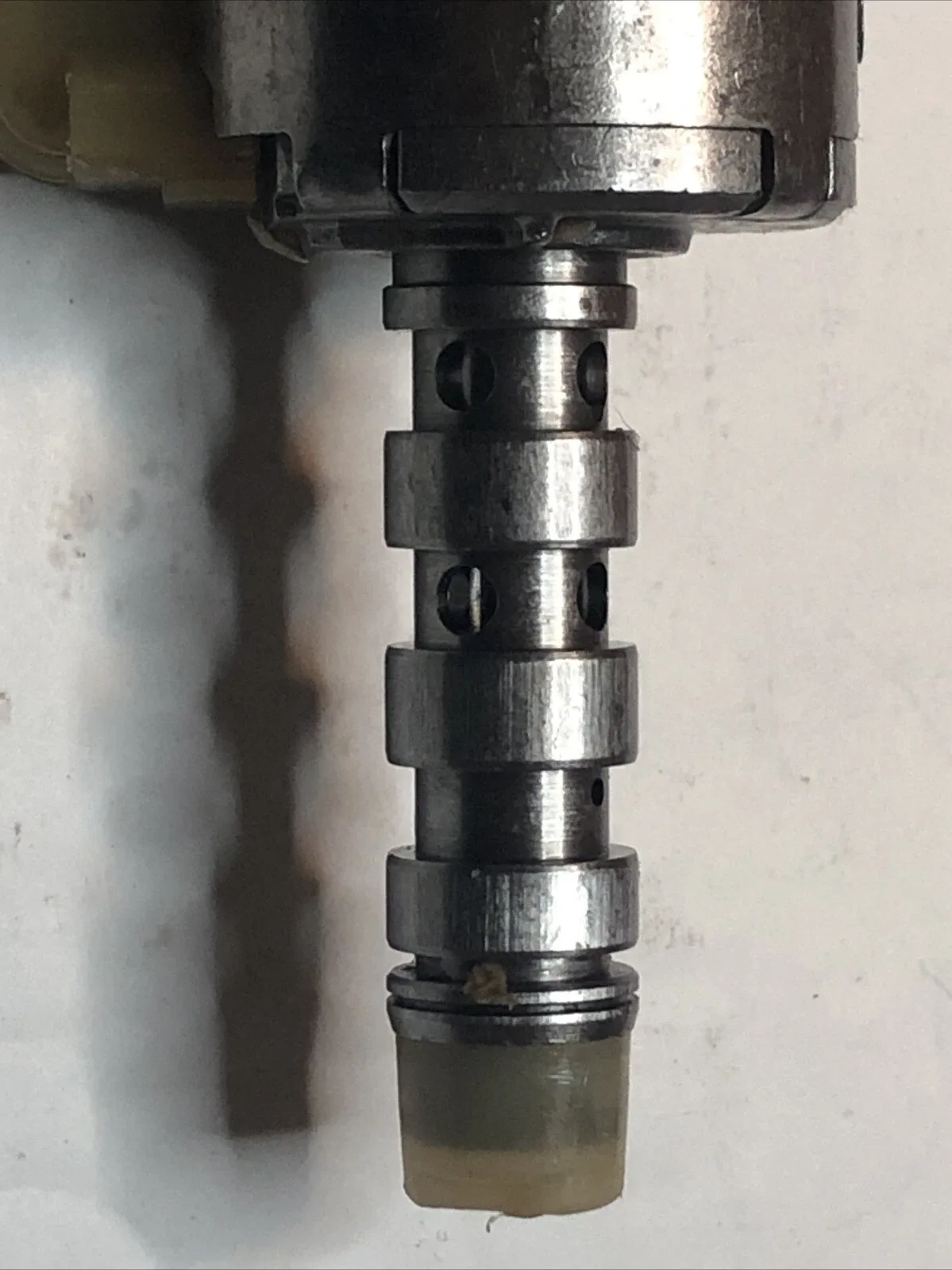 4g3p7g383 aa TRANSMISSION VALVE BODY SOLENOID image 2