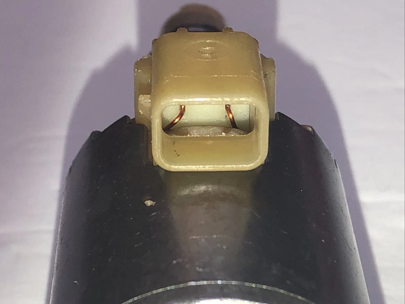4g3p7g383 aa TRANSMISSION VALVE BODY SOLENOID image 4