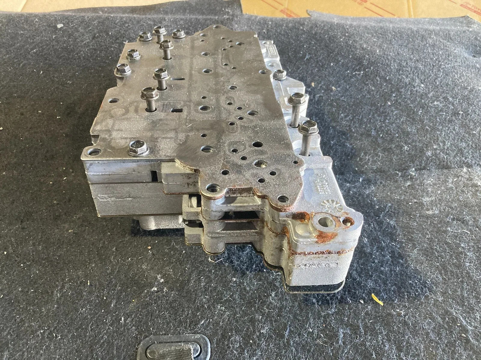 2016-2018 Lincoln MKX Valve Body RFAA5P-7A092-AA (OEM, Used) image 4