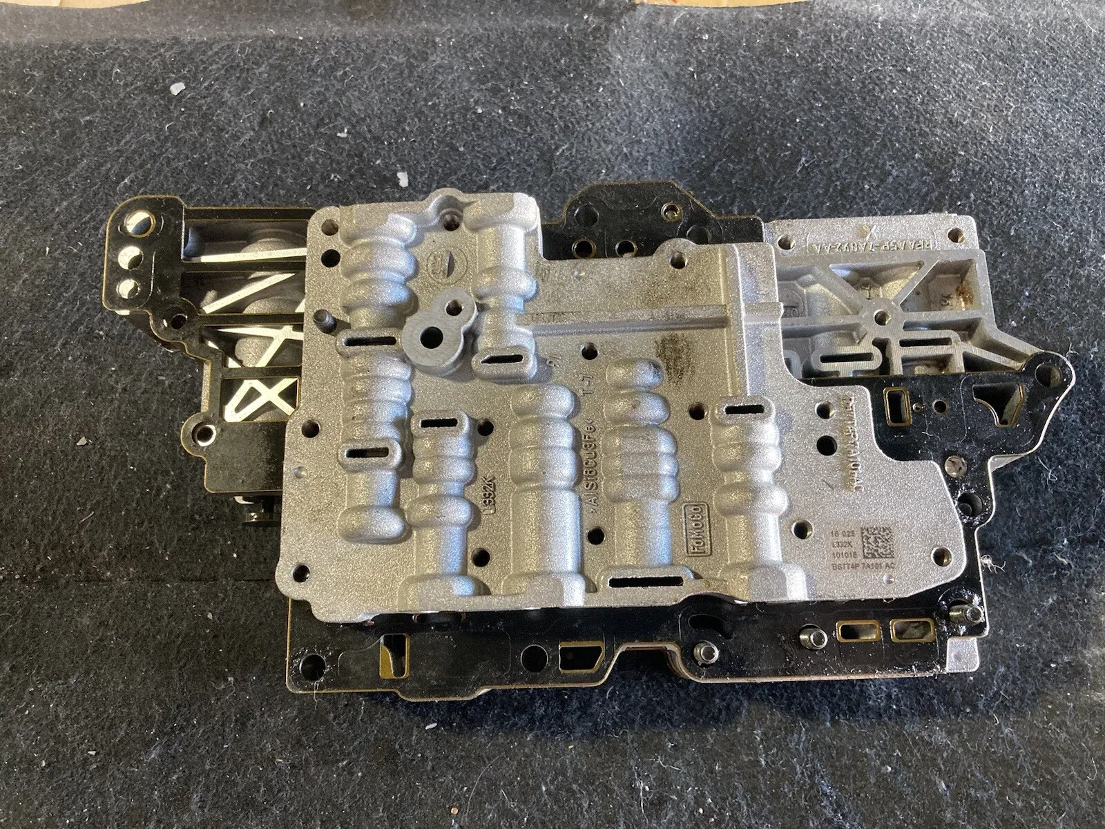 2016-2018 Lincoln MKX Valve Body RFAA5P-7A092-AA (OEM, Used)