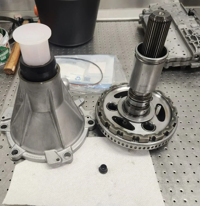 GM 10L90E 2WD Output Shaft & Case Extension Housing