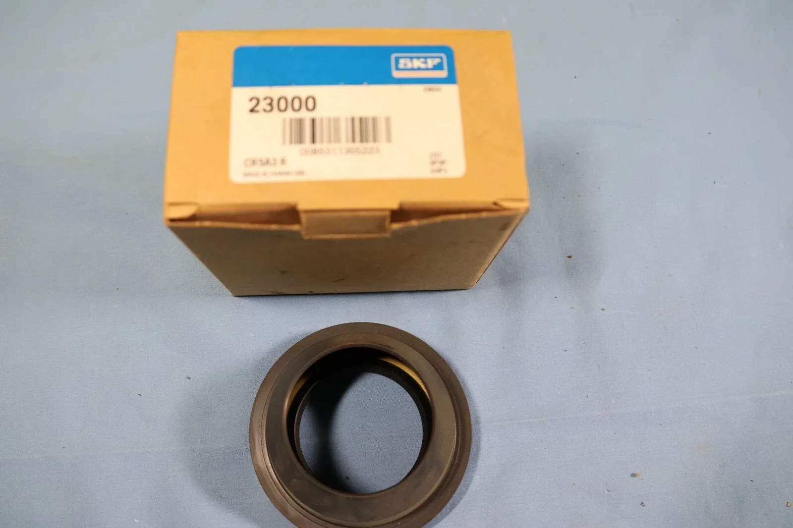 SKF 23000 (CRSA3-R) Transfer Case Output Shaft Seal