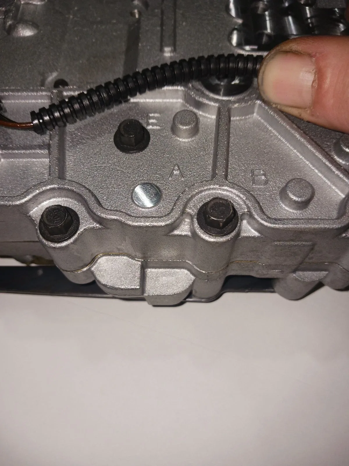 6L45E 6L50E Valve Body 2010 & UP CASTING CODE 0945, A CODE. GOOD USED image 4