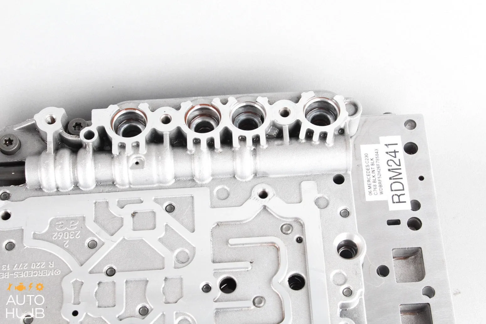 Mercedes C230 / CL500 / GL500 7G‑Tronic Transmission Valve Body 2202771301 image 3