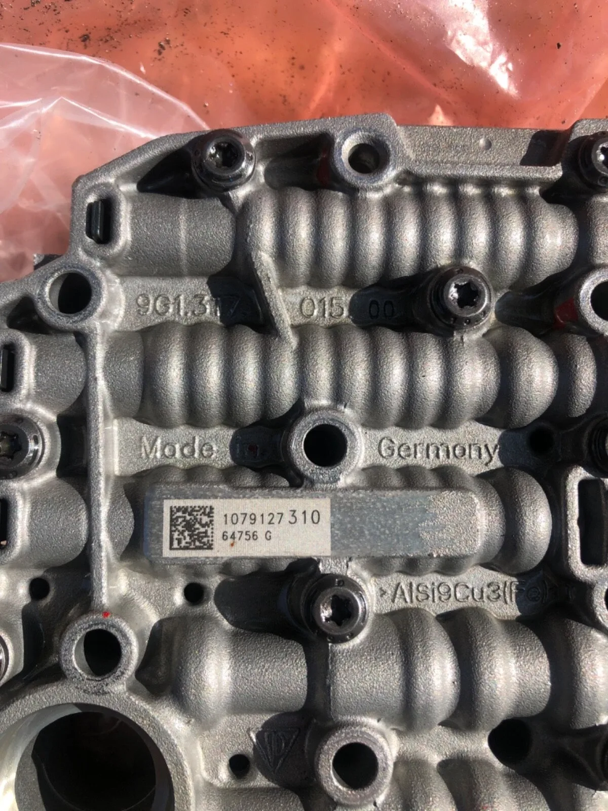2011 Porsche 911 (996) 4S Carerra PDK Valve Body MPN h0700 image 3