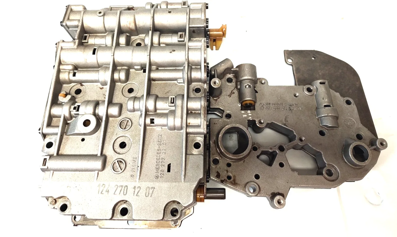 Mercedes 722.4 (W4A020) Transmission Valve Body — 1242701207
