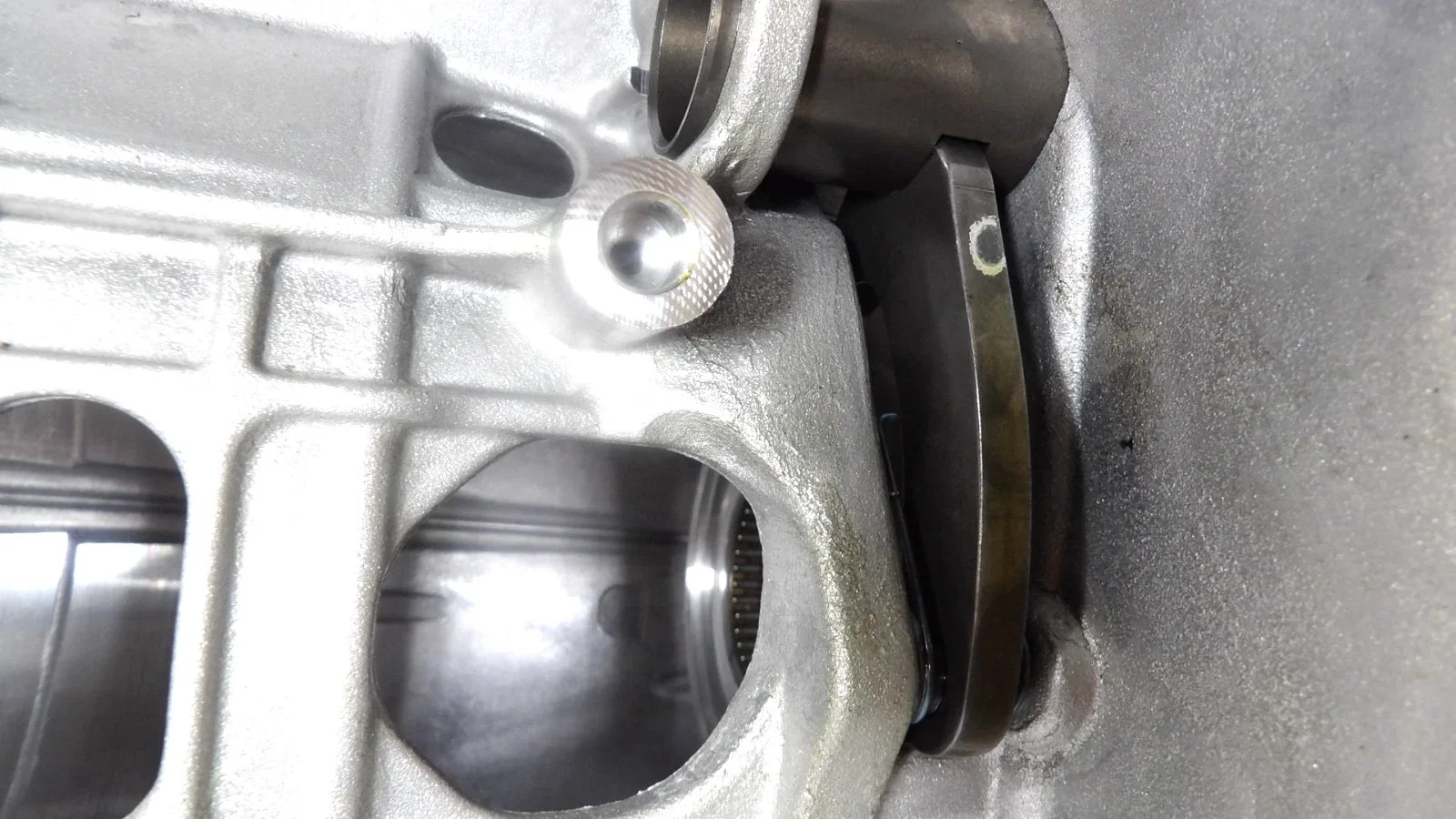 Chevrolet 6L45 Valve Body / Transmission Case - Used image 4