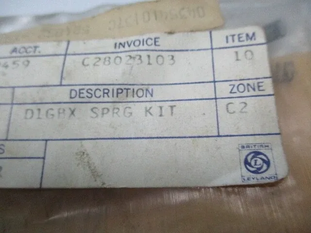 Triumph Stag / TR7 / TR8 Automatic Transmission Valve Body Spring Kit 521052 image 3