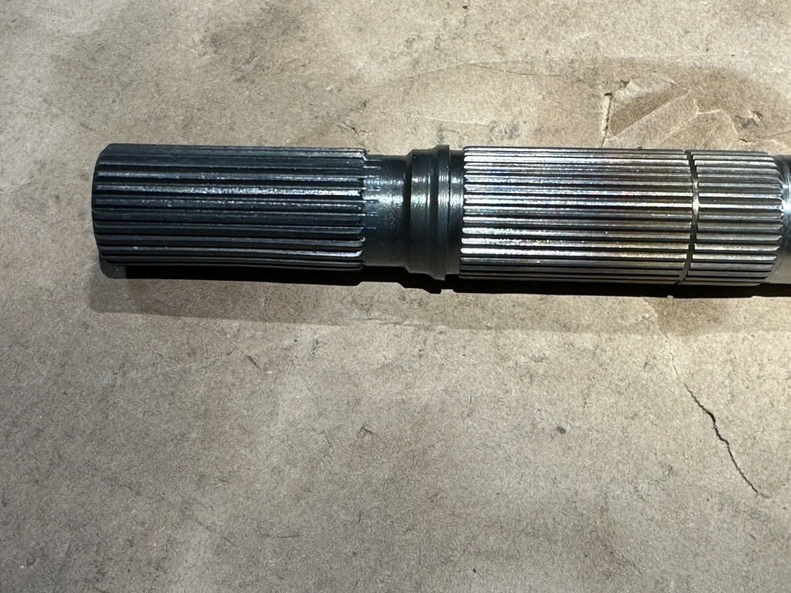 1973-1977 Ford Bronco C4 Transmission Output Shaft 28 Spline image 2