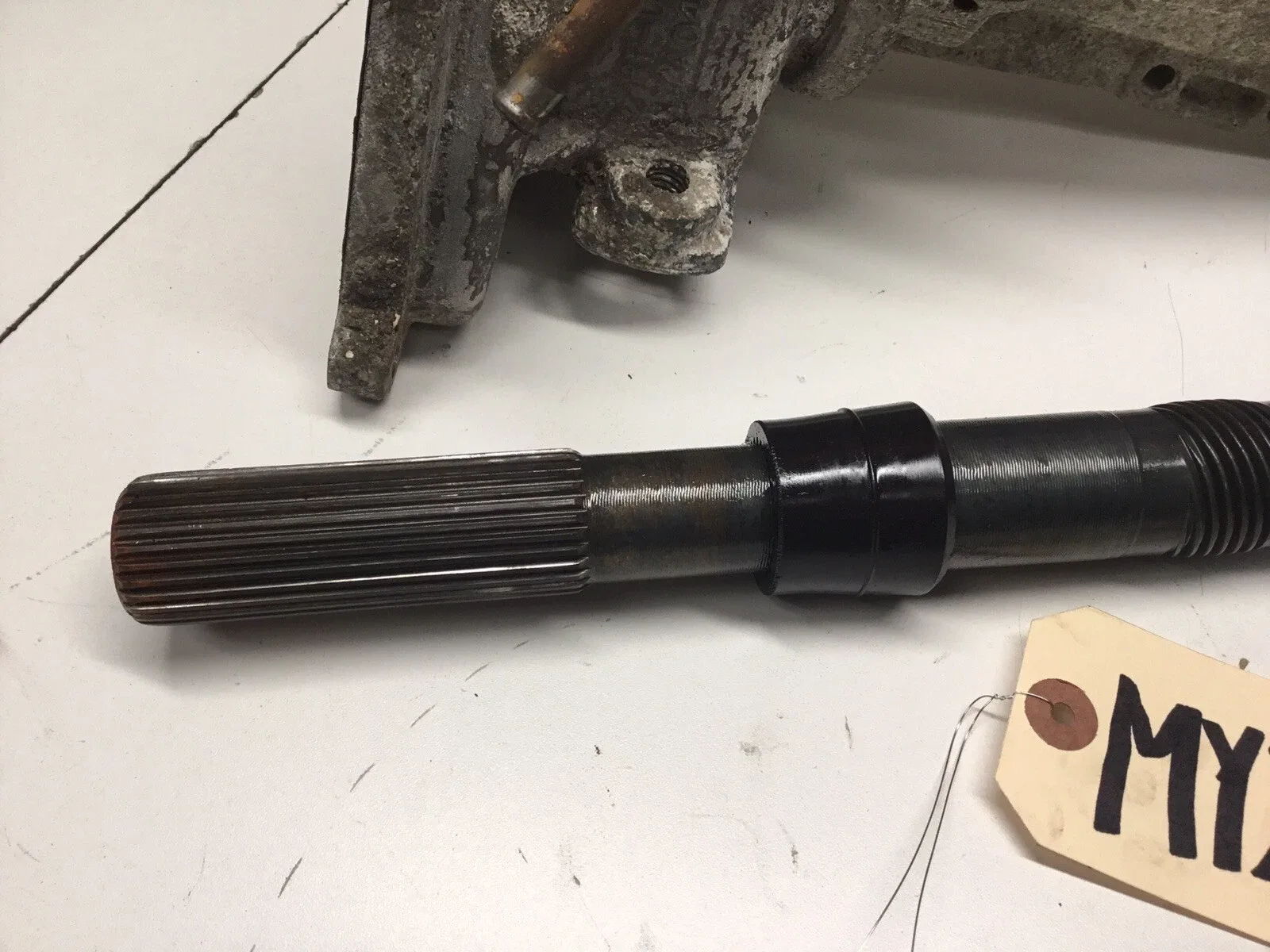 1974-1986 Ford Mustang C4 Automatic Tail Housing & Output Shaft - D4ZP-7A040-AA image 2