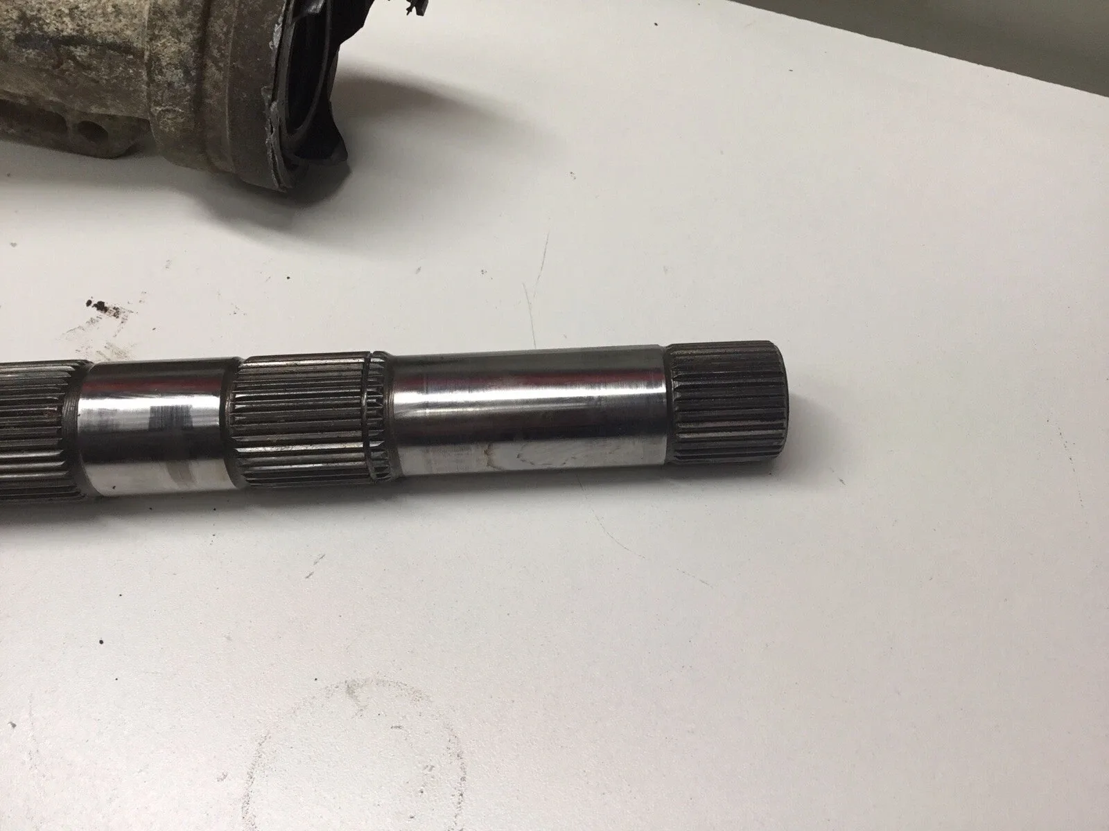 1974-1986 Ford Mustang C4 Automatic Tail Housing & Output Shaft - D4ZP-7A040-AA image 4