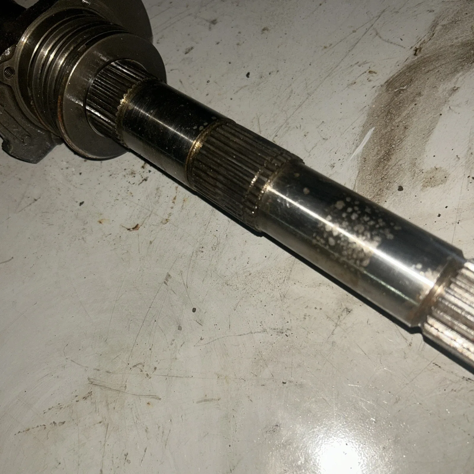Ford C6 2WD Output Shaft with Governor - Used OEM image 2