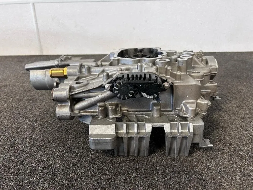 Mercedes-Benz Transmission Valve Body A 948 260 2463 for 7G-DCT image 2