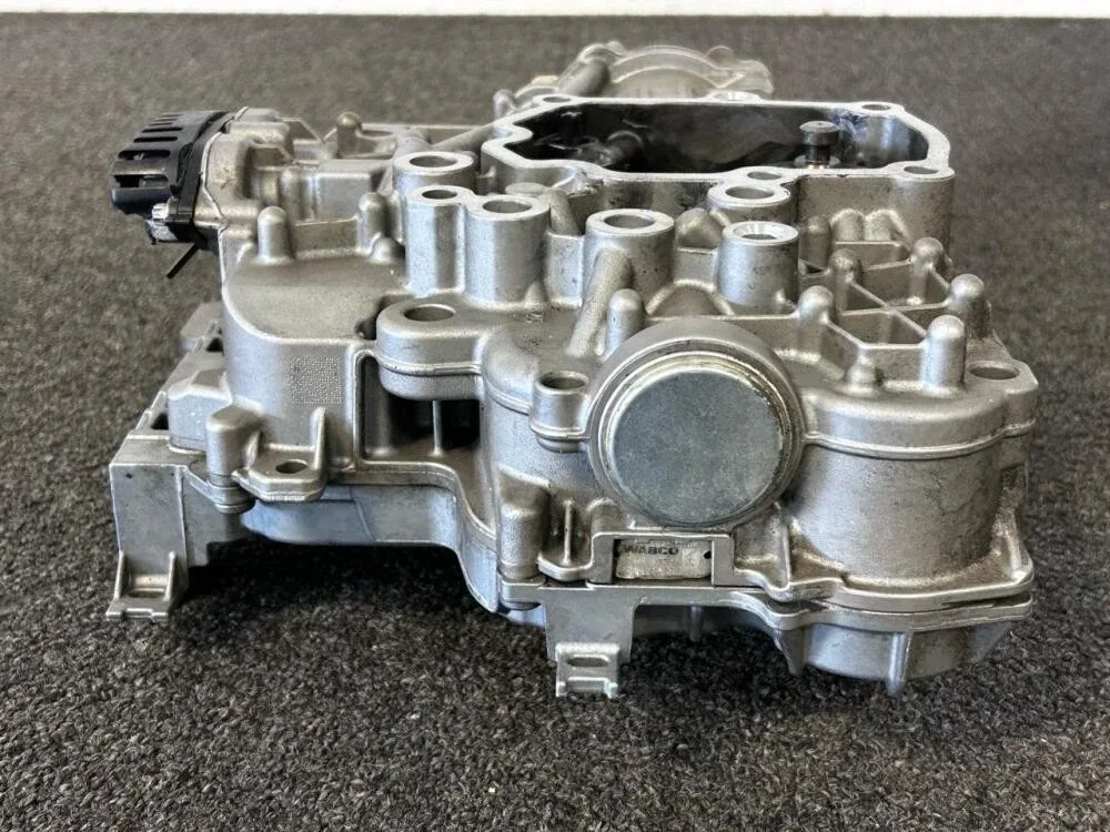 Mercedes-Benz Transmission Valve Body A 948 260 2463 for 7G-DCT