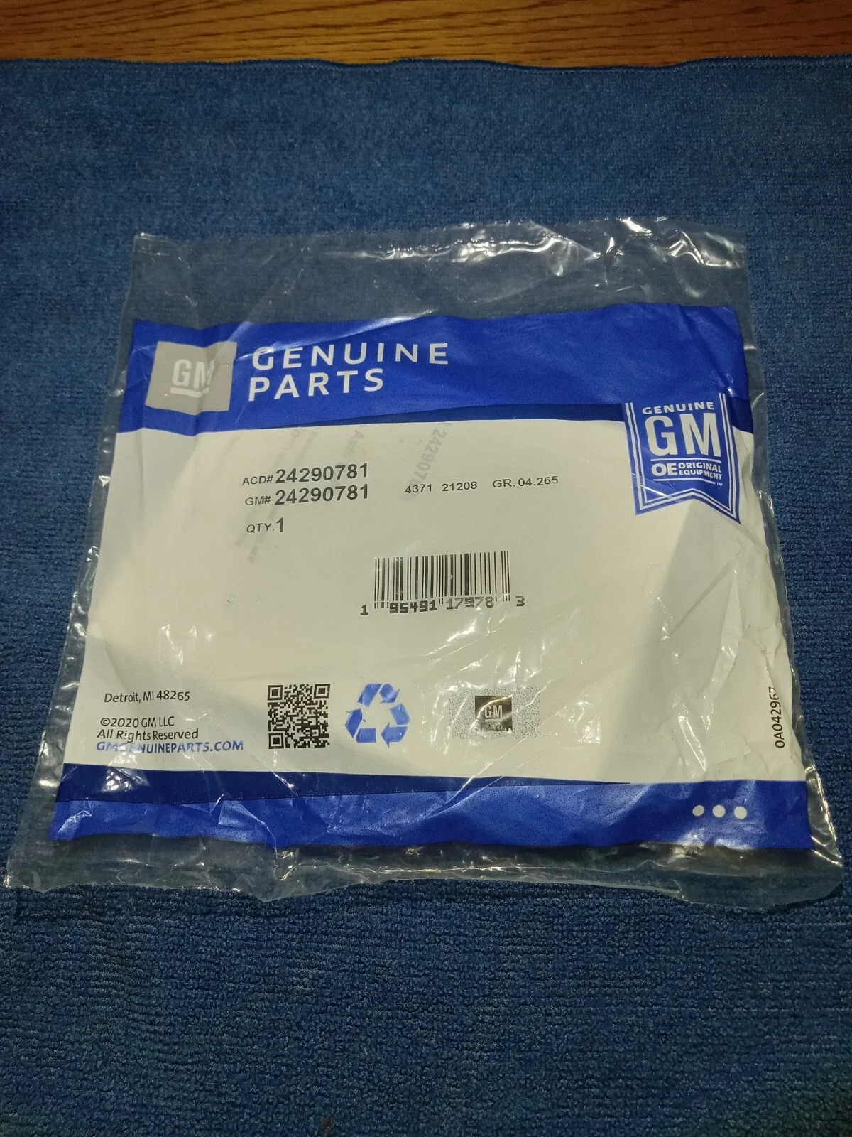 24290781 Genuine GM Control Valve Solenoid Body Bolt [2017-2020] (Set of 8) image 2