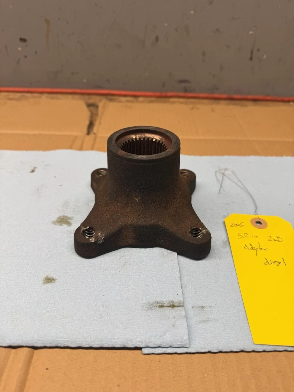 2003-2010 Ford F-250 / F-350 5R110 Output Shaft Driveshaft Flange image 2