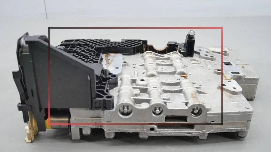 2007-2009 Jaguar X150 XK Valve Body TCU/TCM Mechatronics OEM 6W83-7D142-AA image 2