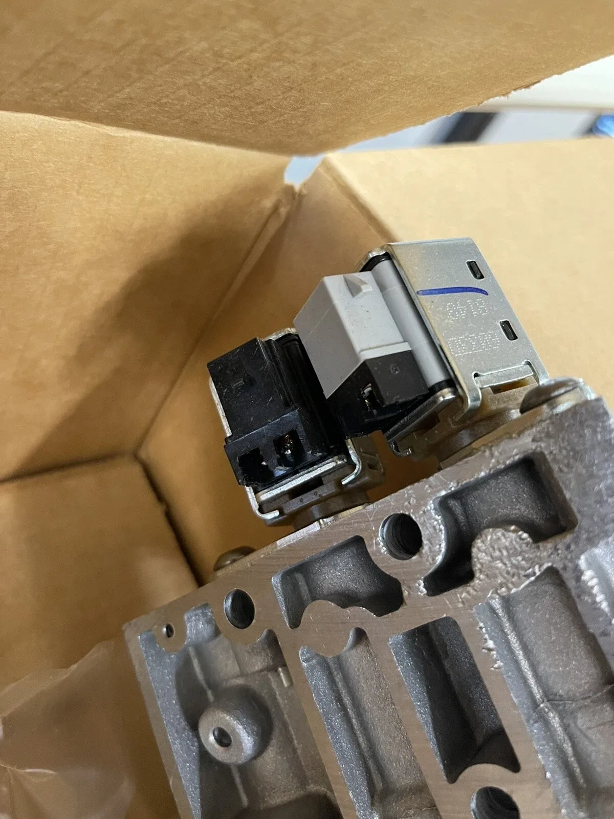 gm valve body (19207800) image 3