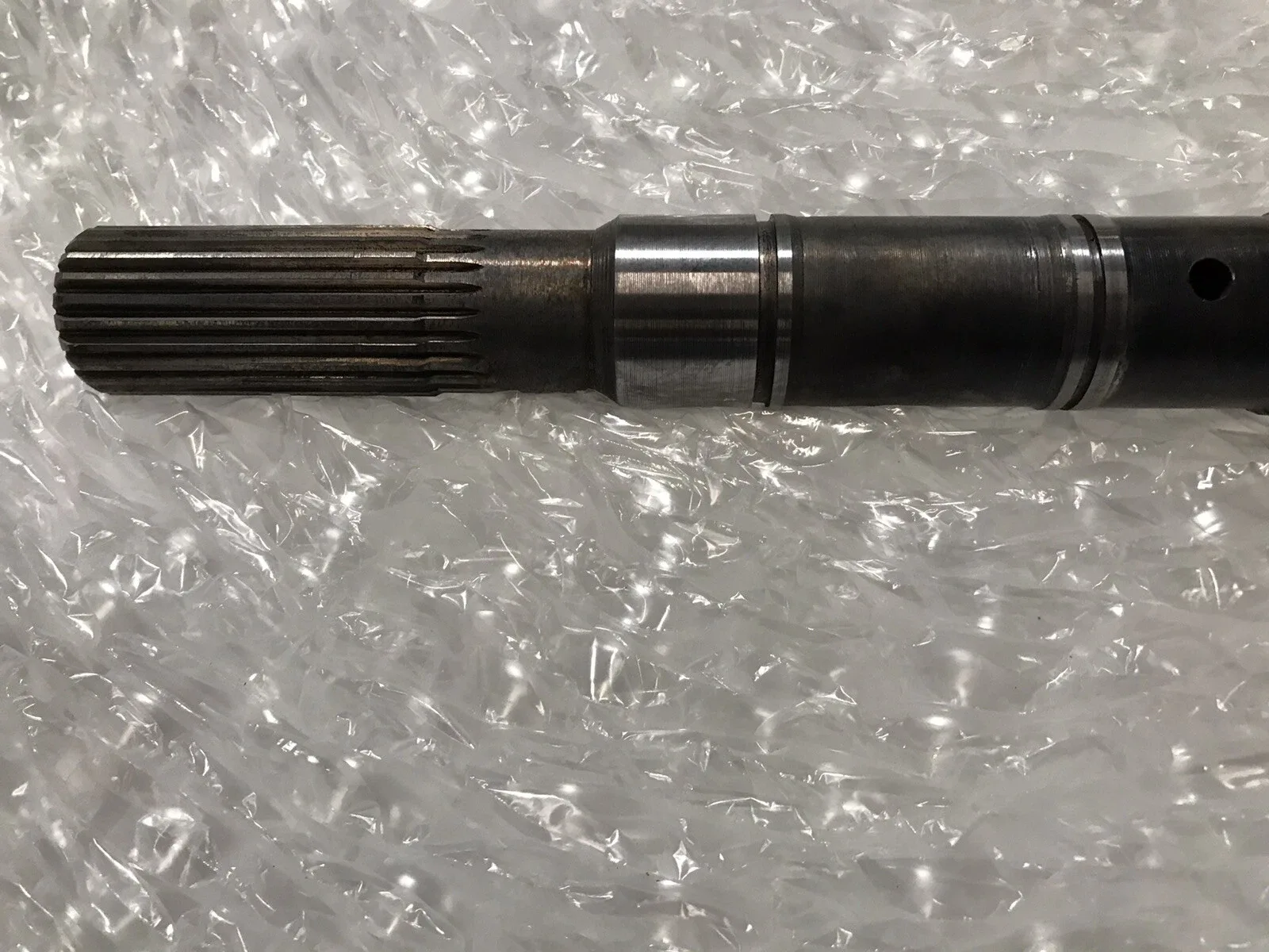 1974-79 Chrysler A727 (TF8) Output Shaft — 17.500 in, 23-Spline image 2