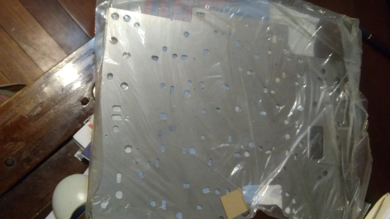 1985-1992 GM Valve Body Spacer Plate OE 8673652 image 2