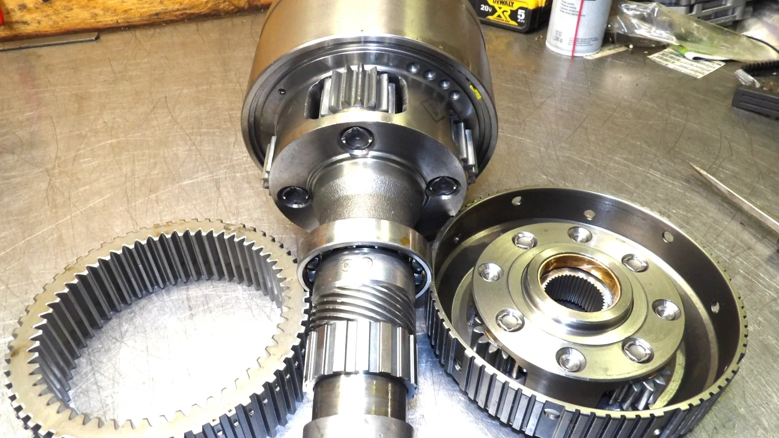 Allison 545 Automatic Transmission Planetary Sun, Main & Output Shaft - Chevrolet image 3