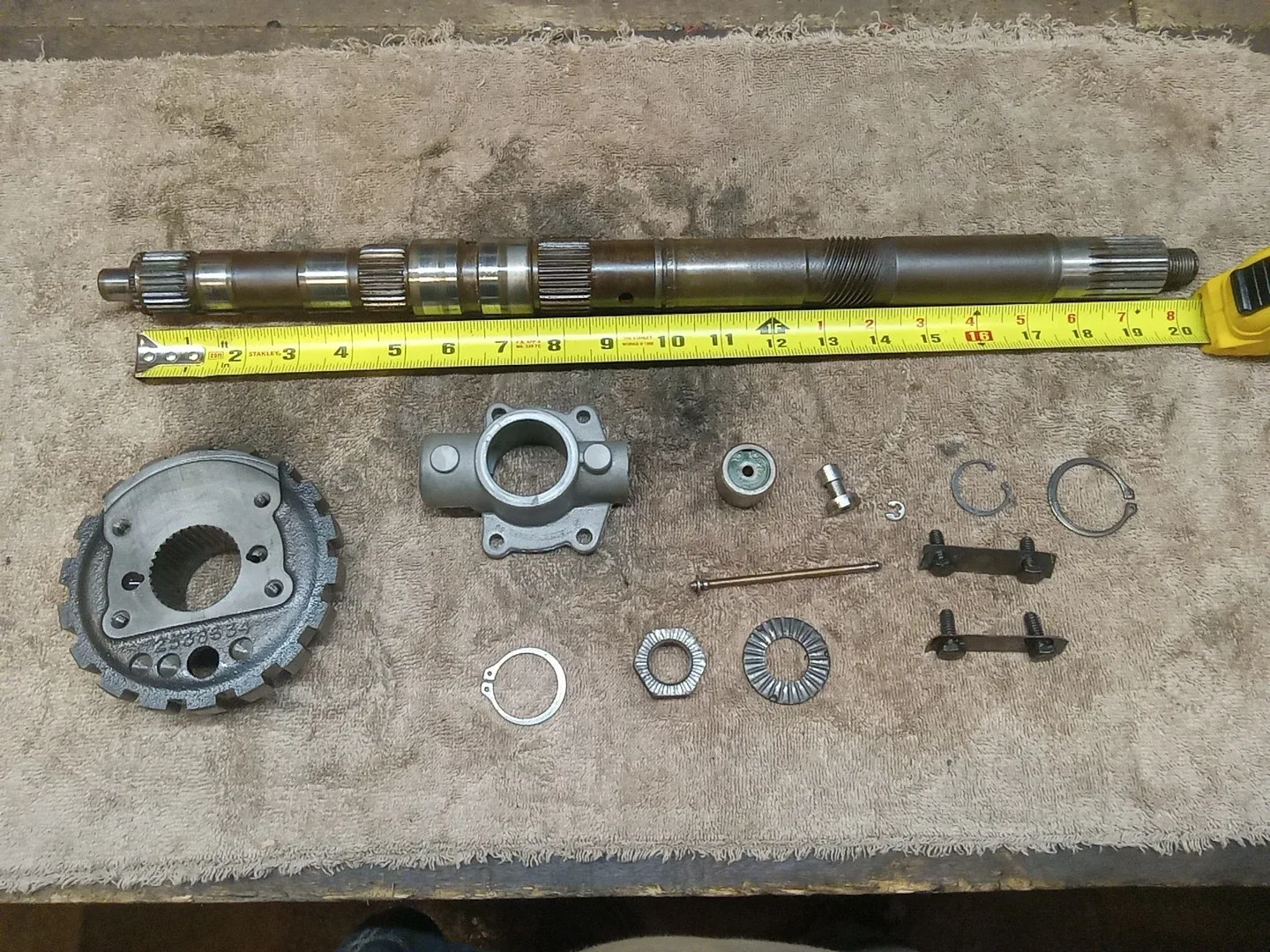 Mopar 727 Transmission Output Shaft 2538634 — 19.5 in