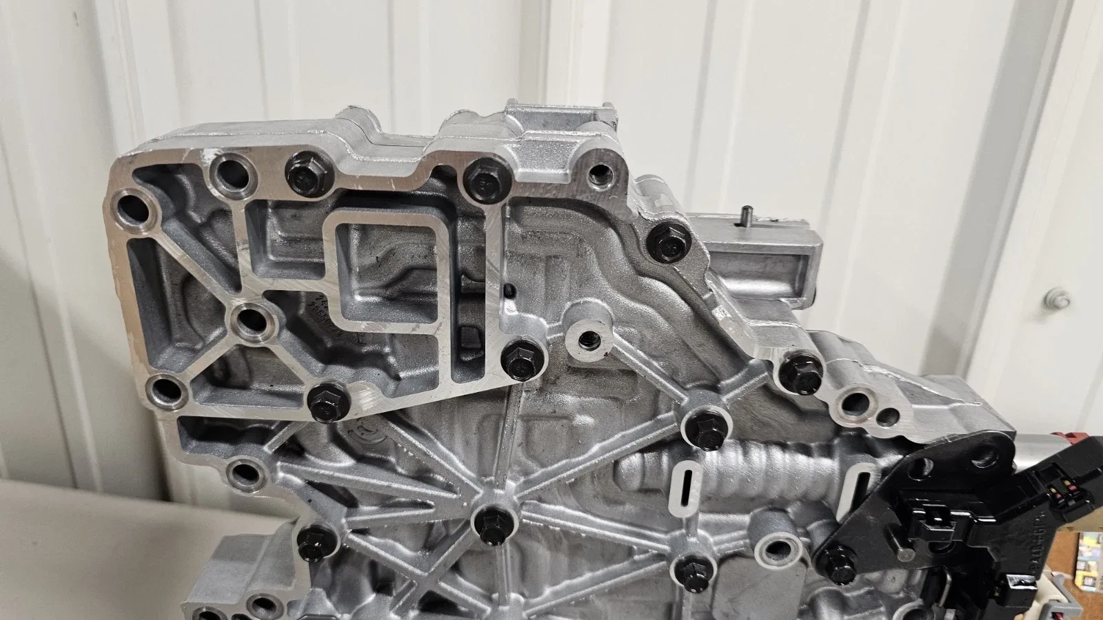 GENUINE GM 29545998 Automatic Transmission Control Valve Body 2011-2015 DURAMAX image 2