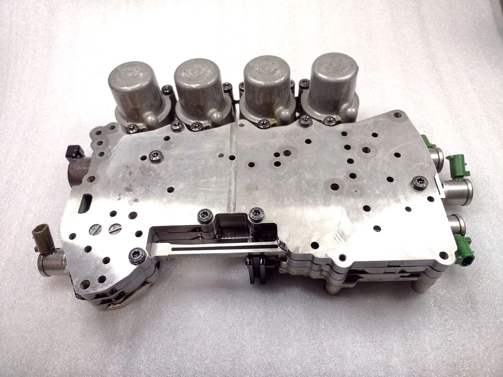 2003+ BMW 3 Series 5L40E Valve Body MPN 96042961 image 2