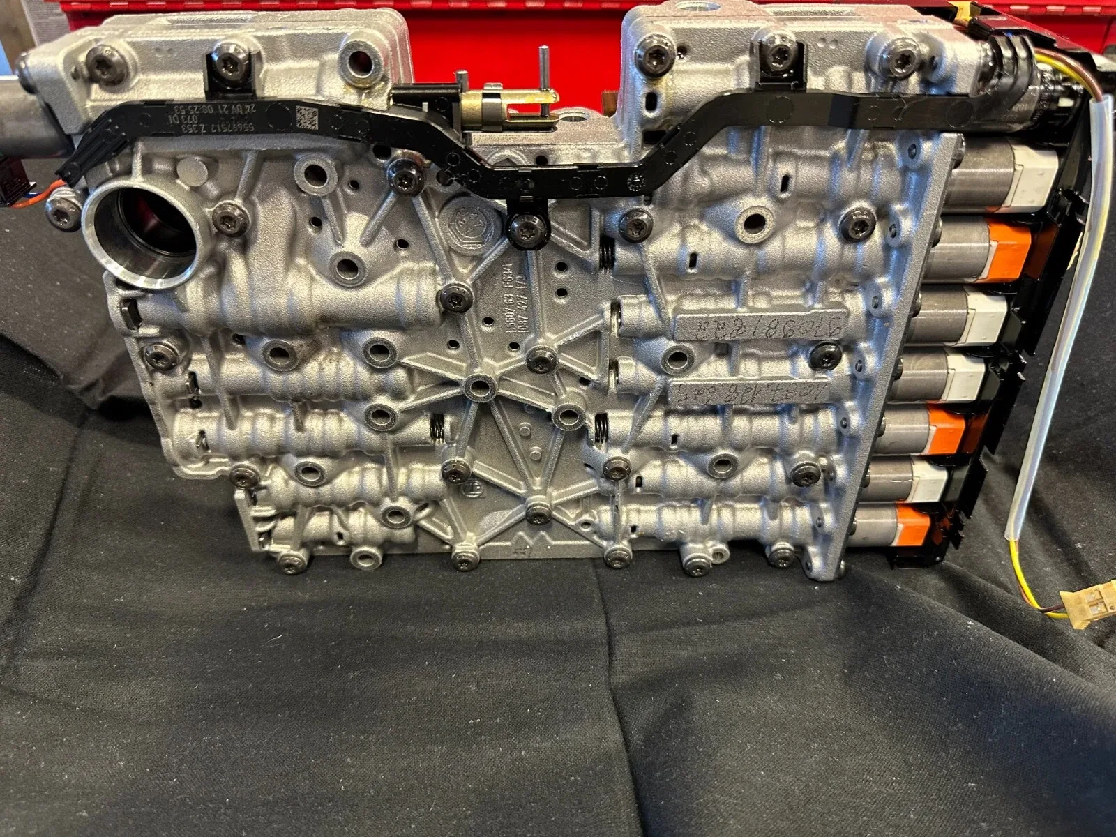 Land Rover Valve Body LR062822 Transmission Valve Body image 4