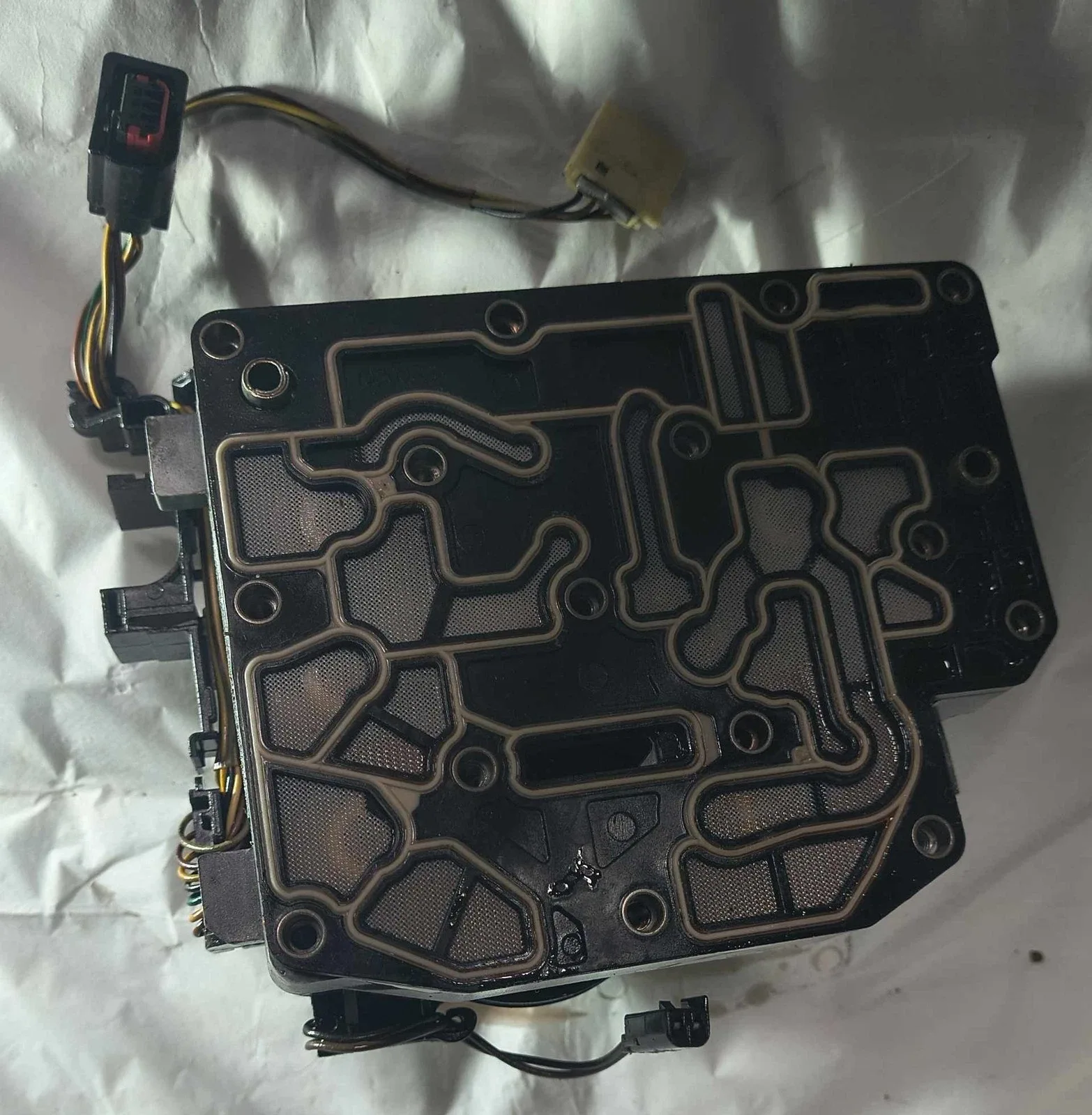 07 CHRYSLER PACIFICA Transmission Valve Body image 2