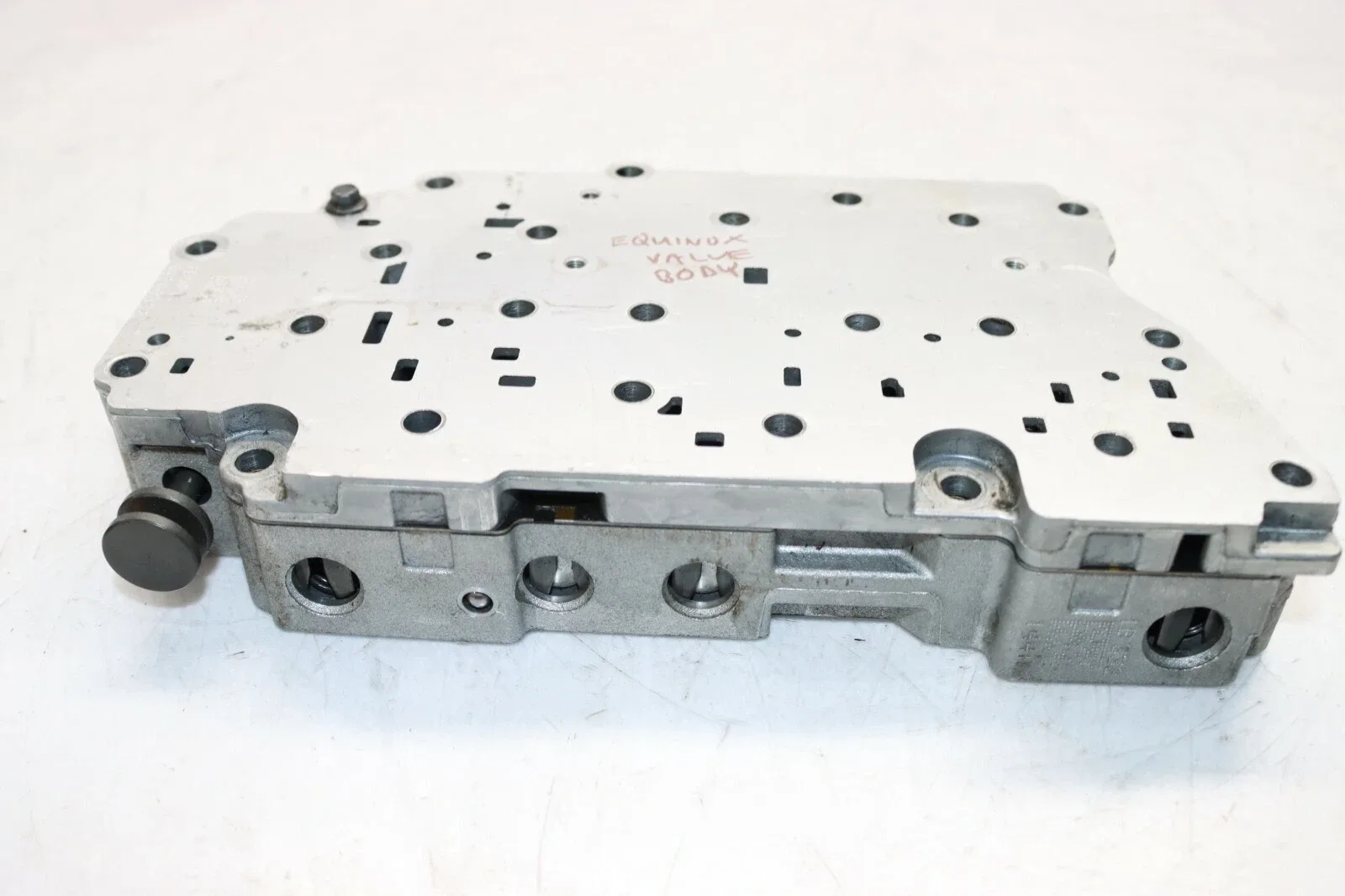 2010-2011 Chevrolet Equinox AWD Automatic Valve Body Separator Plate MPN 24228229 image 3