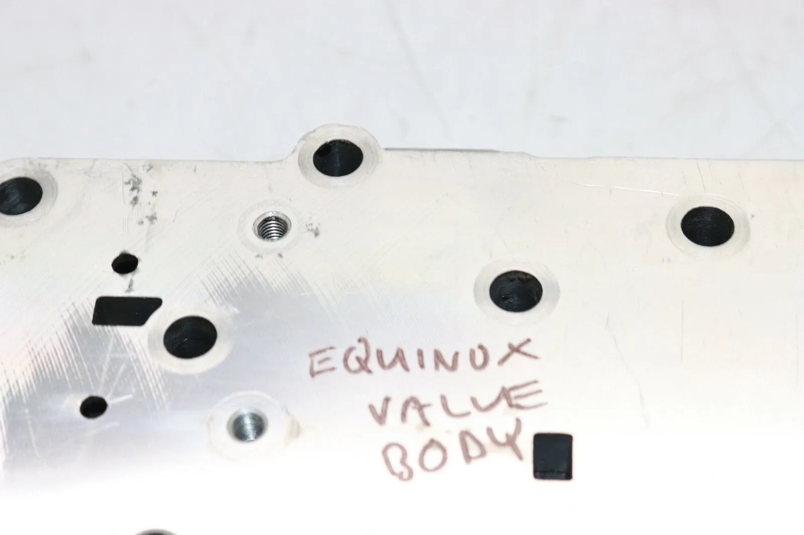 2010-2011 Chevrolet Equinox AWD Automatic Valve Body Separator Plate MPN 24228229 image 4