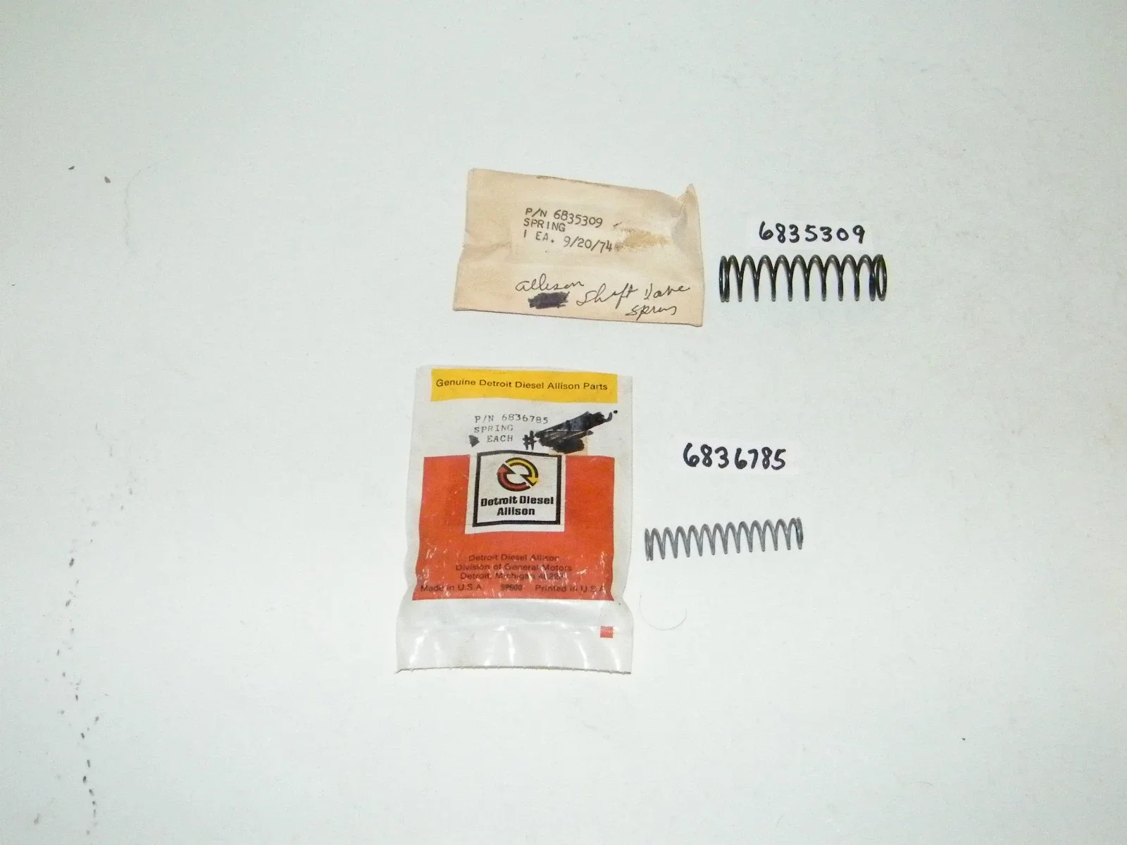 1971-1974 Chevy/GMC Truck Allison Valve Body Springs - 6835309, 6836785