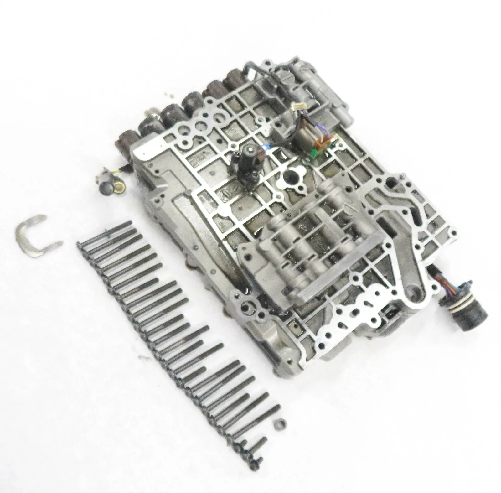 99 PORSCHE BOXSTER (986) 2.5L M96 ENGINE - A/T AUTOMATIC TRANSMISSION VALVE BODY