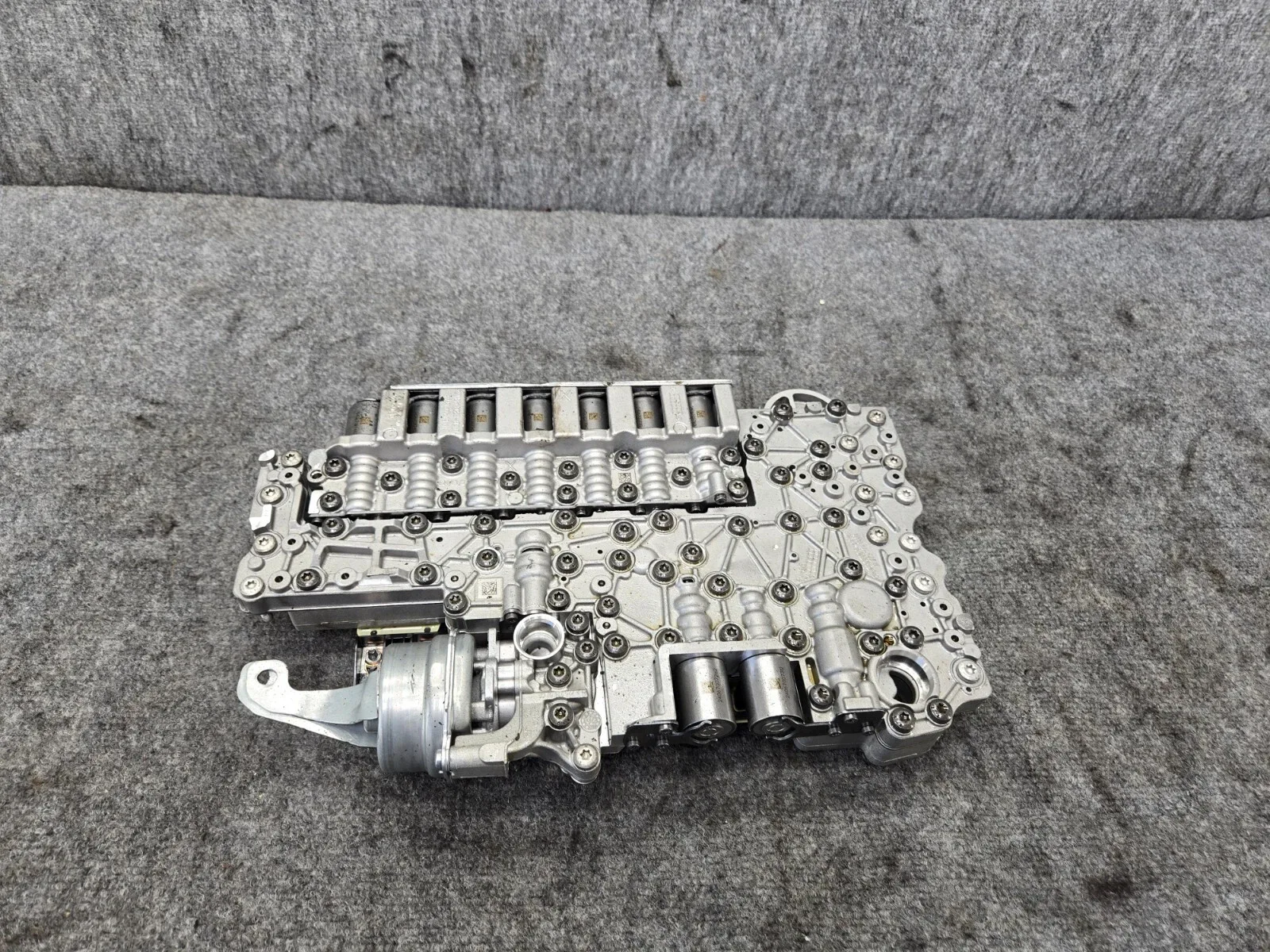 Transmission Conductor Plate Vavle Body Mercedes W206 C43 Glc43 Amg 2k oem image 2