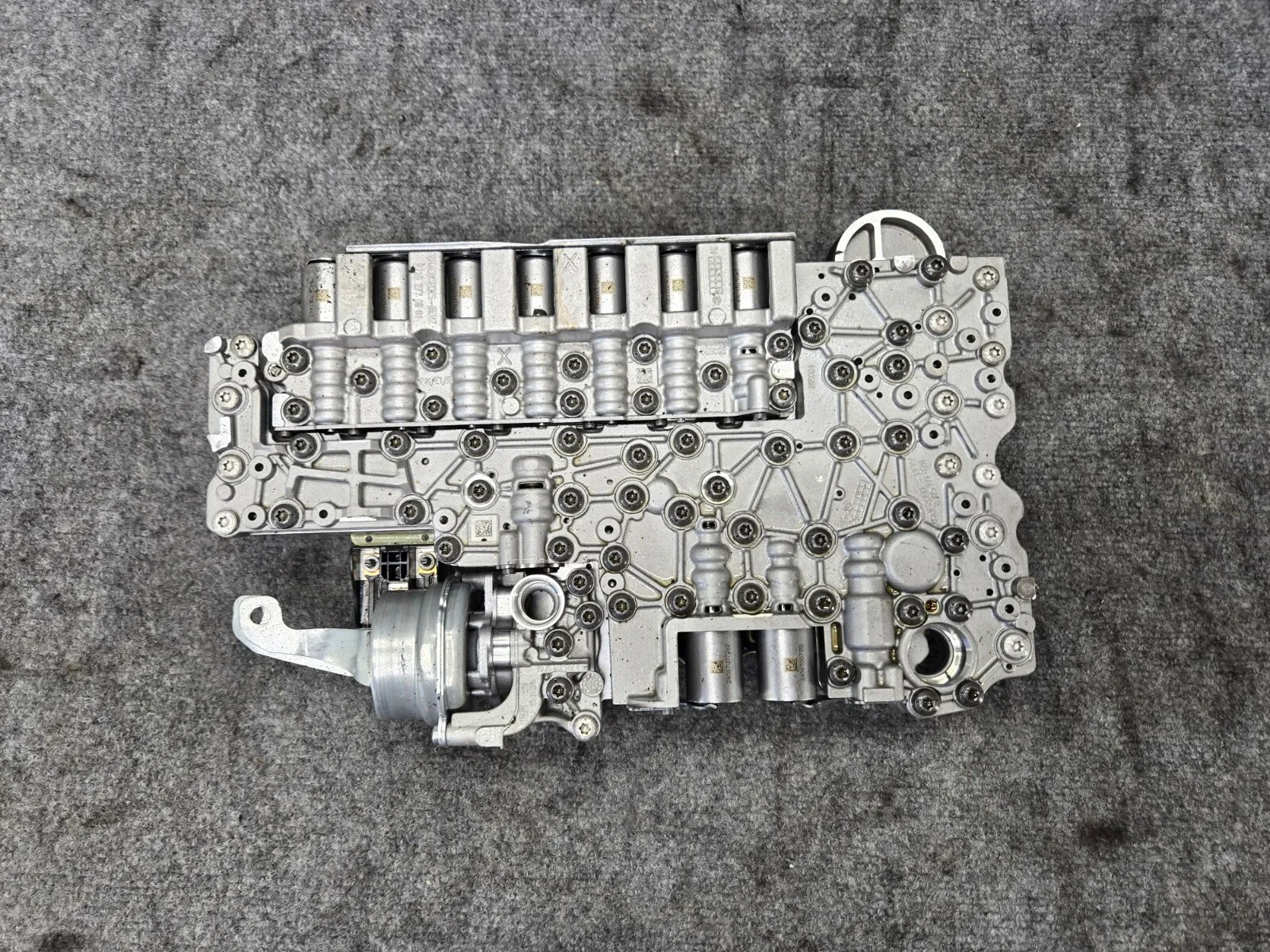 Transmission Conductor Plate Vavle Body Mercedes W206 C43 Glc43 Amg 2k oem image 3