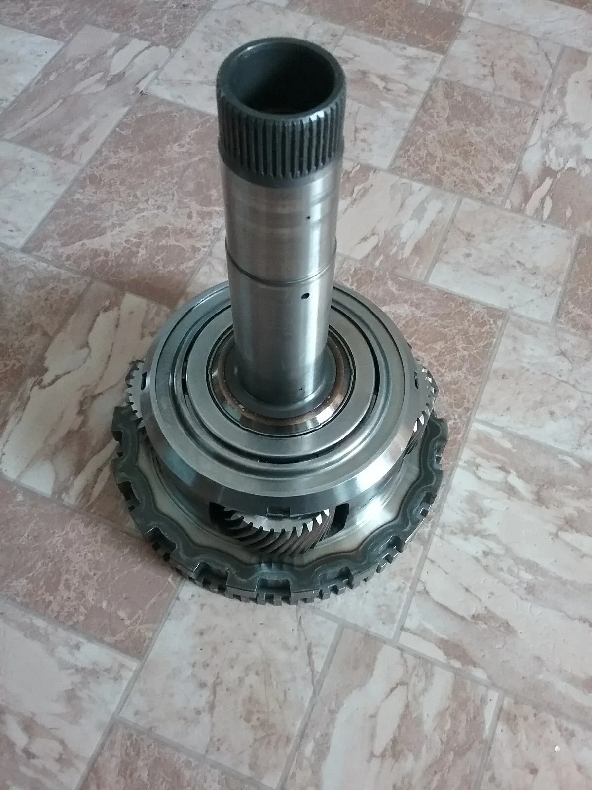 2017 GMC Output Carrier Planet & Output Shaft — 8L90 / 6L80E image 3