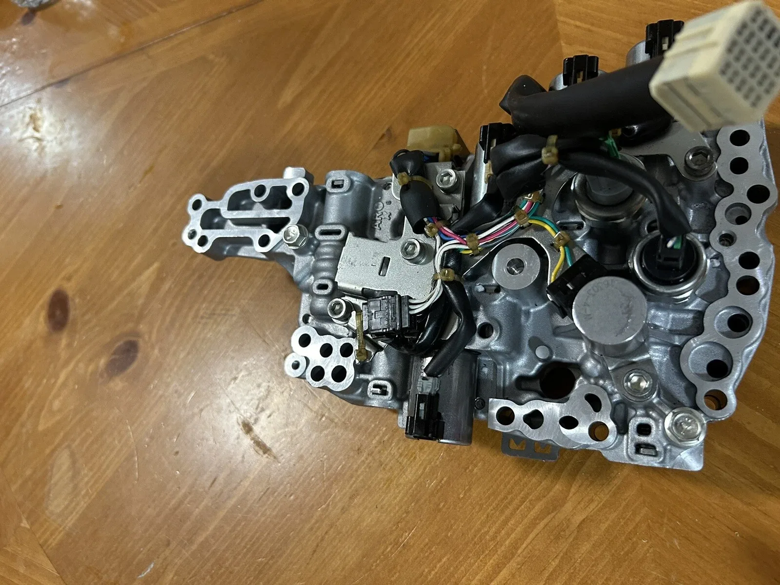 Transmission Valve Body MPN 16303-4-M (OE 1805 0w) image 3