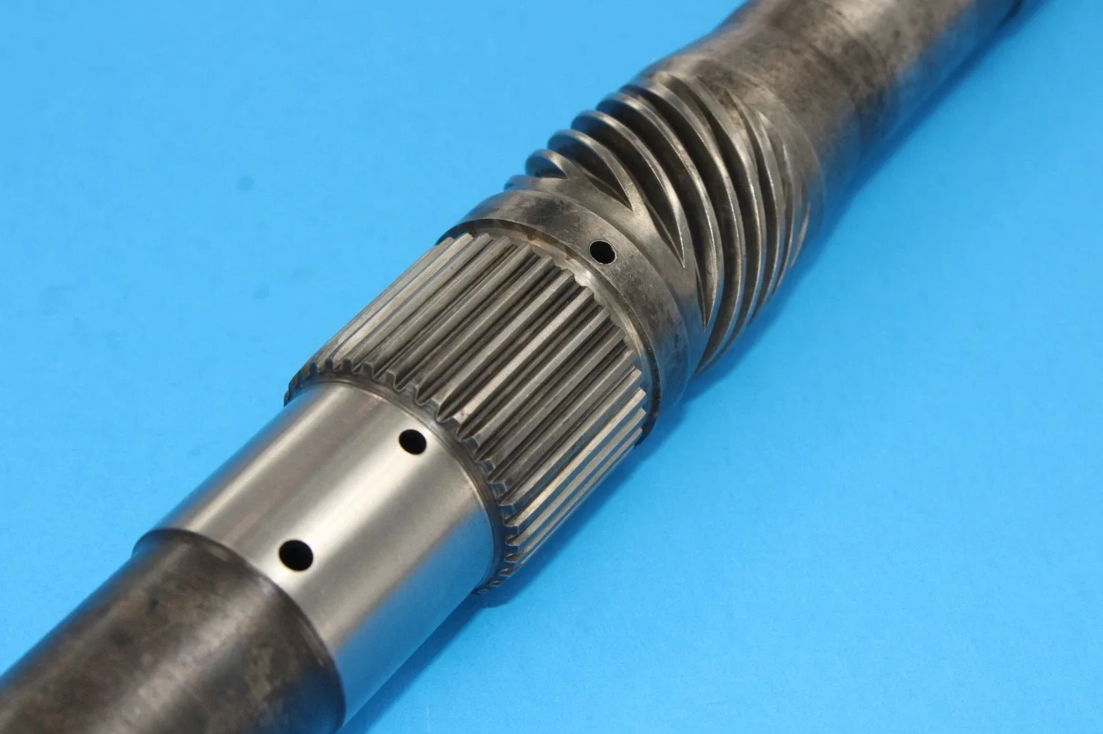 1982-1993 Chevrolet 700R4 Output Shaft 18-1/4" 27 Spline image 3