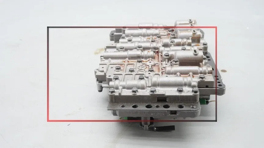 11.18 Porsche Cayenne Touareg Transmission Valve Body W/ Mechatronic 95832503900 image 4
