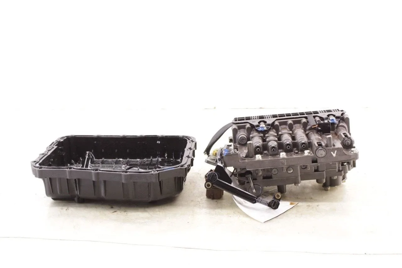 2016-2018 Kia Sorento EX 3.3L AWD 6-Speed Valve Body — PN 46210-3B200 image 4