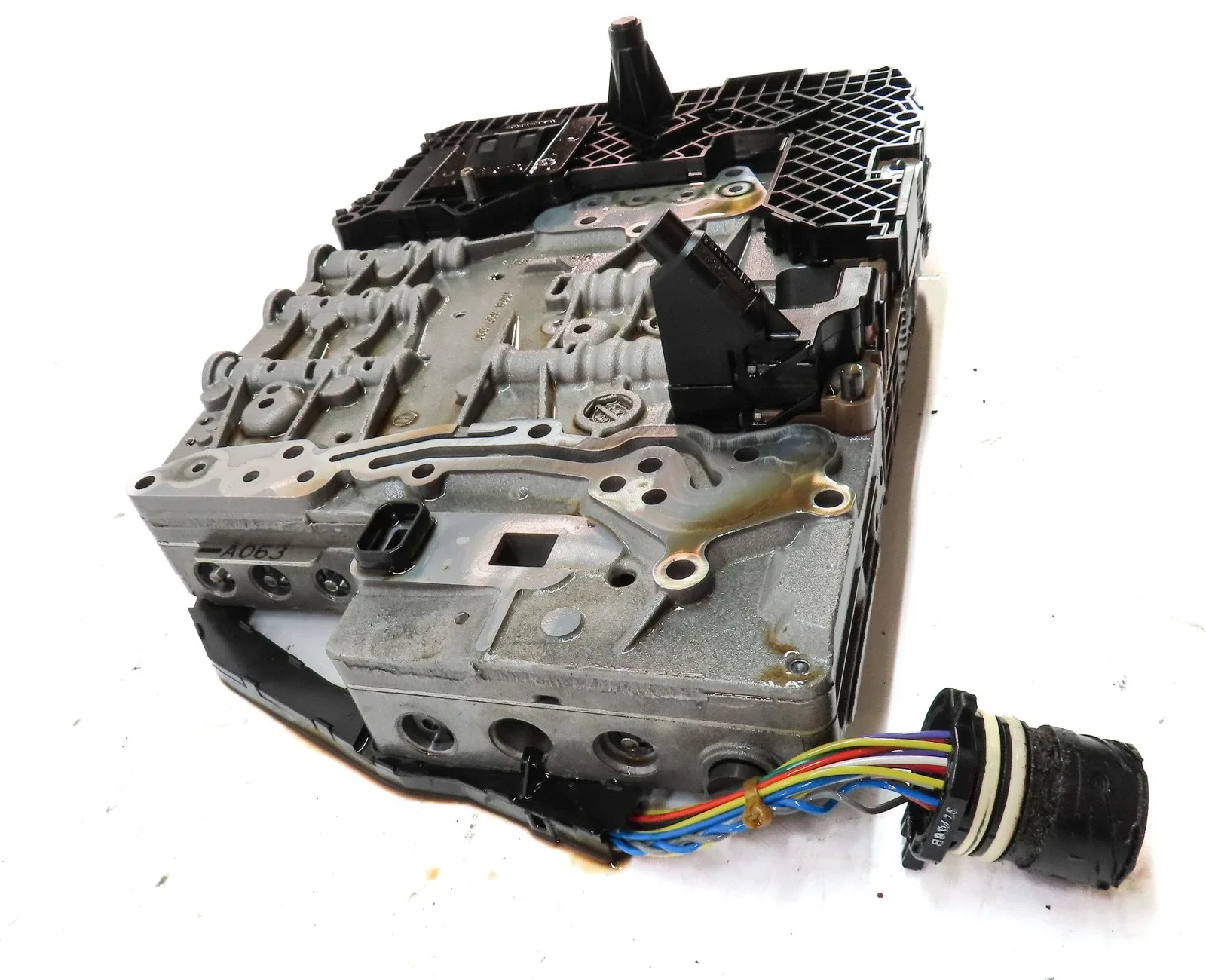 2009-2012 Audi S5 4.2L 6-Speed Transmission Valve Body MPN 0260550021 image 4
