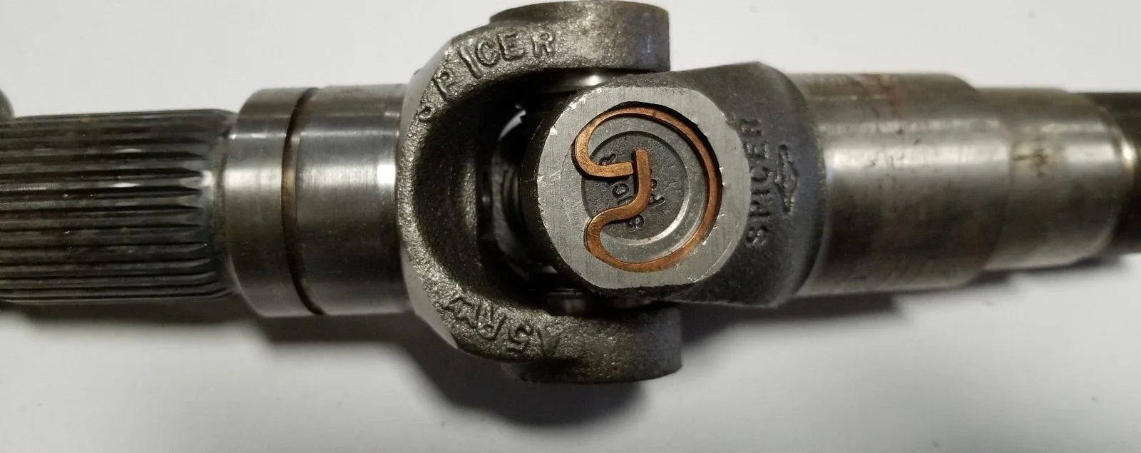 1992–1997 Ford Front Output Shaft Transfer Case F29Z-7024-A image 2