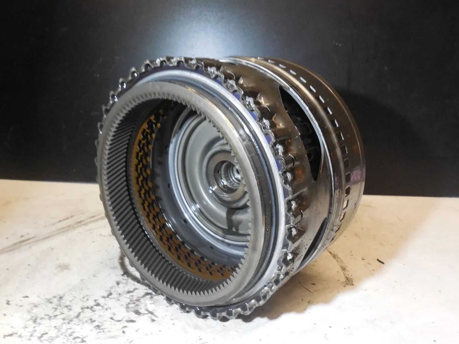 1996-2002 Mercedes E320 Output Shaft Center Drum Gear 722.618 image 2
