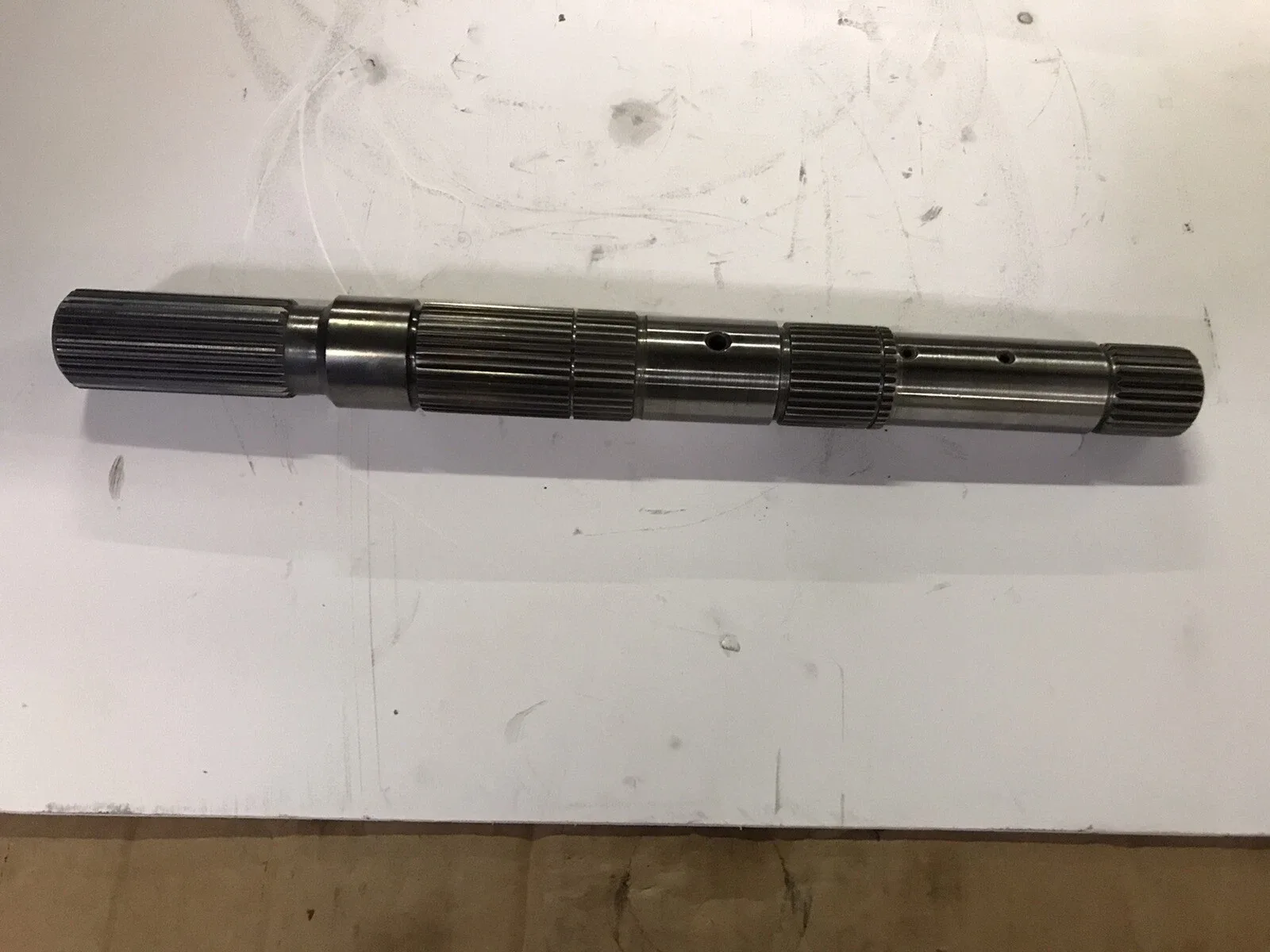 Ford C6 Output Shaft AWD/4x4 16-3/8" Long, 31 Tooth