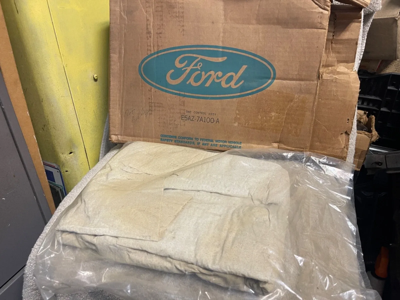 NOS FORD E5AZ-7A100-A 1985 CROWN VICTORIA  AUTOMATIC TRANS. VALVE BODY CONTROL